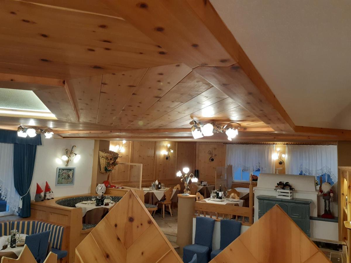 Hotel El Pilon Pozza di Fassa Exterior foto